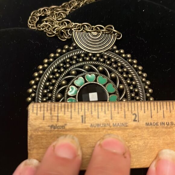 NWT Boho Brass-Tone Medallion Necklace – 28” Chain - Picture 3 of 3